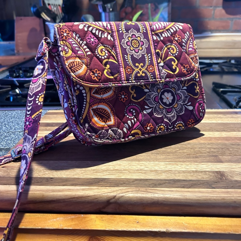 Vera Bradley crossbody shoulder bag